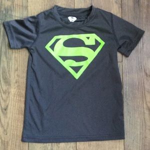 Boys size XS Superman tee shirt